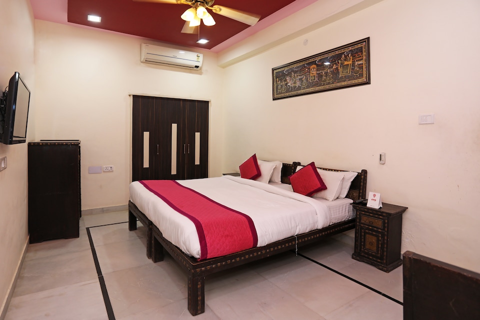 OYO Hotel Meera Mahal, Jaisalmer, जैसलमेर