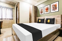 Super Townhouse Oak Vashi