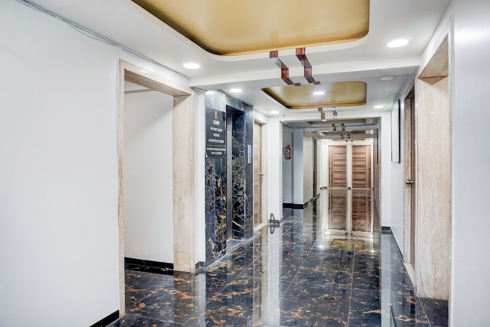 Super Townhouse Ambegaon Road Katraj Formerly White Castle, Swargate Pune, Pune