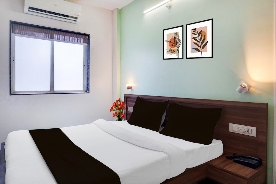 Super Townhouse Ambegaon Road Katraj Formerly White Castle, Swargate Pune, Pune