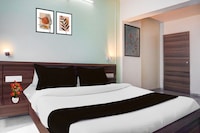 Super Townhouse Ambegaon Road Katraj Formerly White Castle