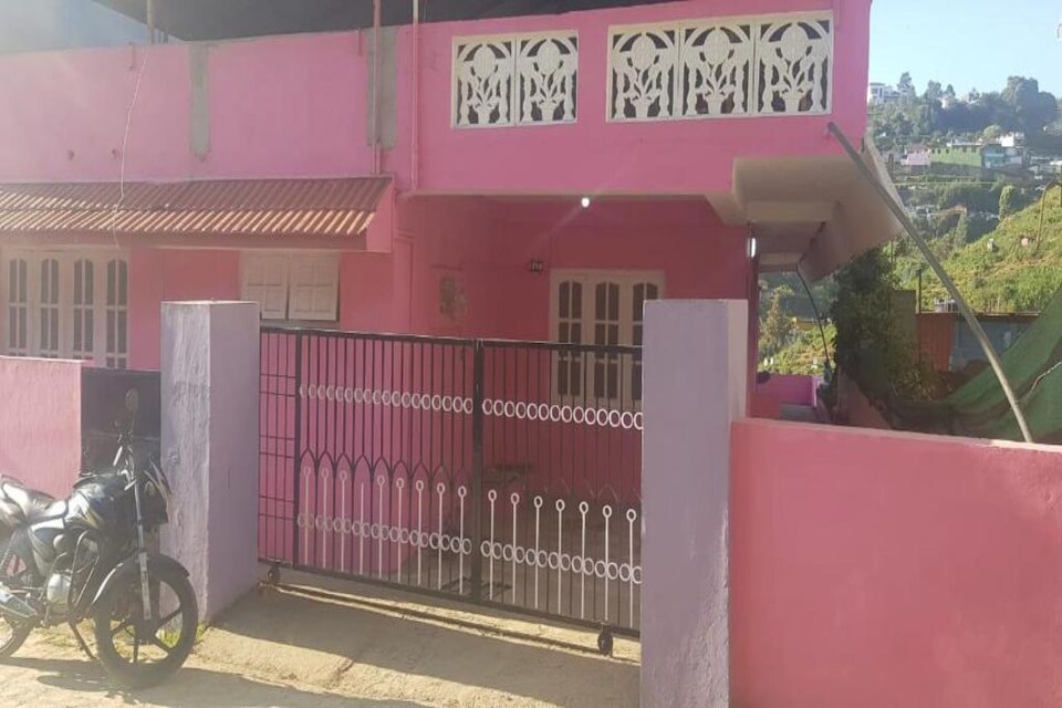 OYO HOME 83912 Dolphin House, Ooty Coonoor Road, Ooty