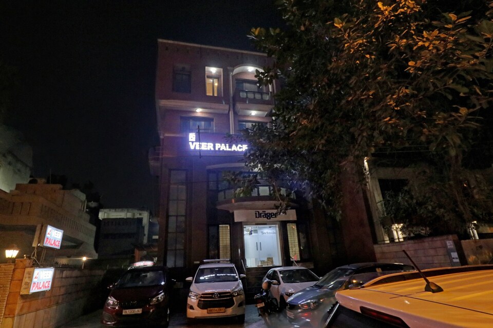 OYO Townhouse 83914 Hotel Chandan Palace, AIIMS Delhi, Delhi
