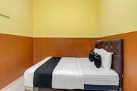 Hotel O near Ahmad Dahlan University formerly Endrayanti Inn