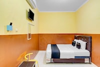 Hotel O near Ahmad Dahlan University formerly Endrayanti Inn