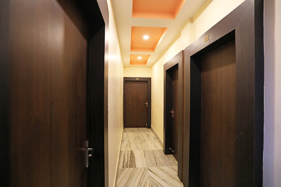 OYO 9608 Parbati Guest House, Jaidev Vihar, Bhubaneswar