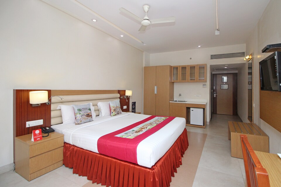 OYO 9610 Hotel MB International, Mysore City Center, Mysore