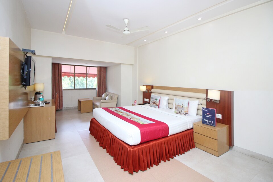 OYO 9610 Hotel MB International, Mysore City Center, Mysore