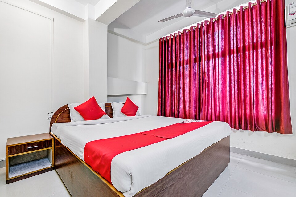 Capital O 9671 Hotel Rudraksh Inn, Beltola Guwahati, Guwahati