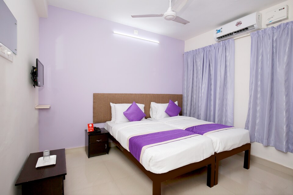 OYO 9797 Hotel Vbee Plaza, M G Road Trivandrum, Trivandrum