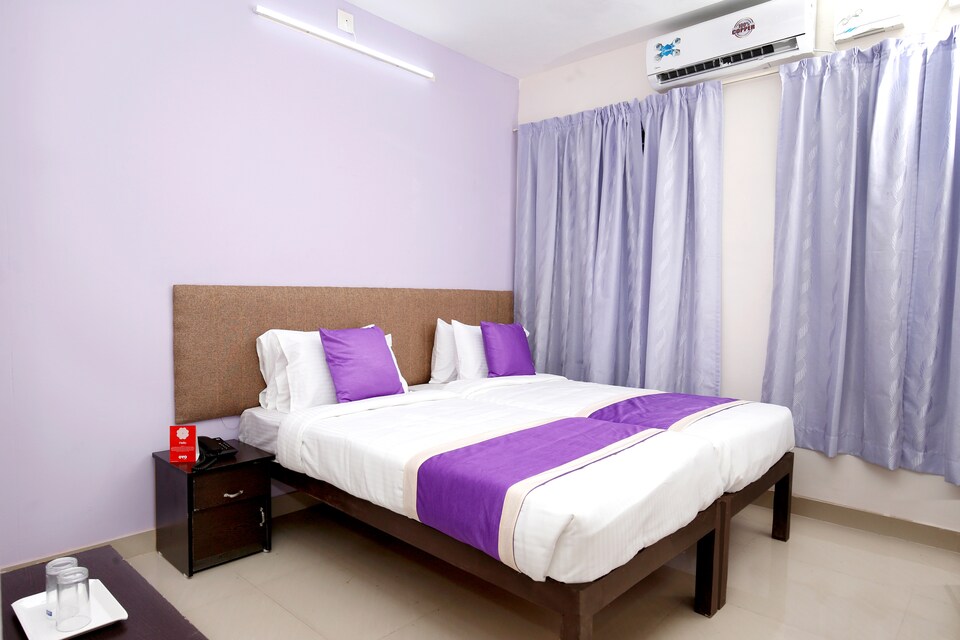 OYO 9797 Hotel Vbee Plaza, M G Road Trivandrum, Trivandrum