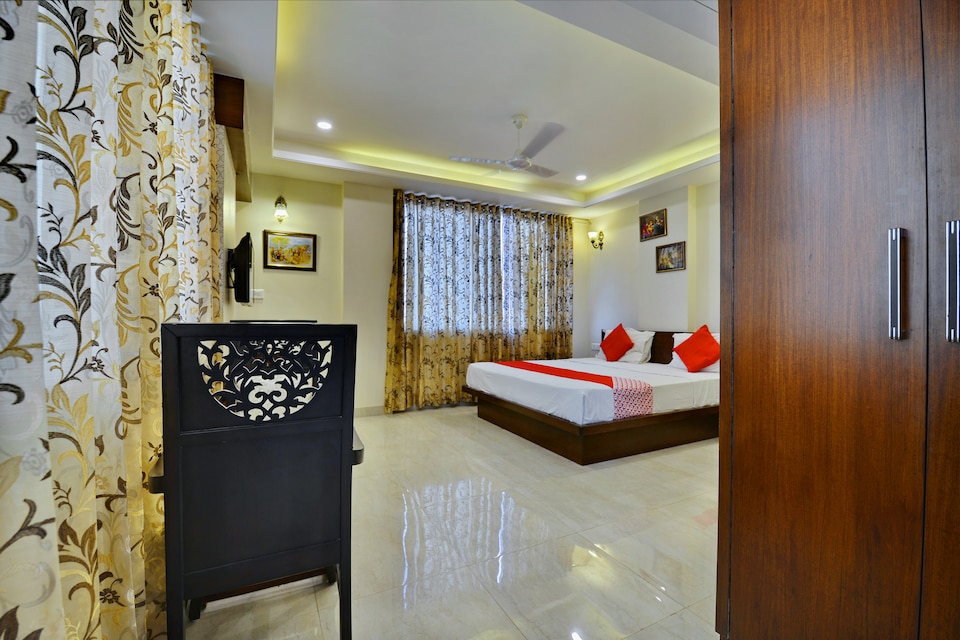 OYO 9753 Hotel Cheelgadi, Jaipur Airport, Jaipur