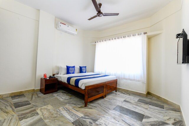 OYO Hotel Chandrika Residency