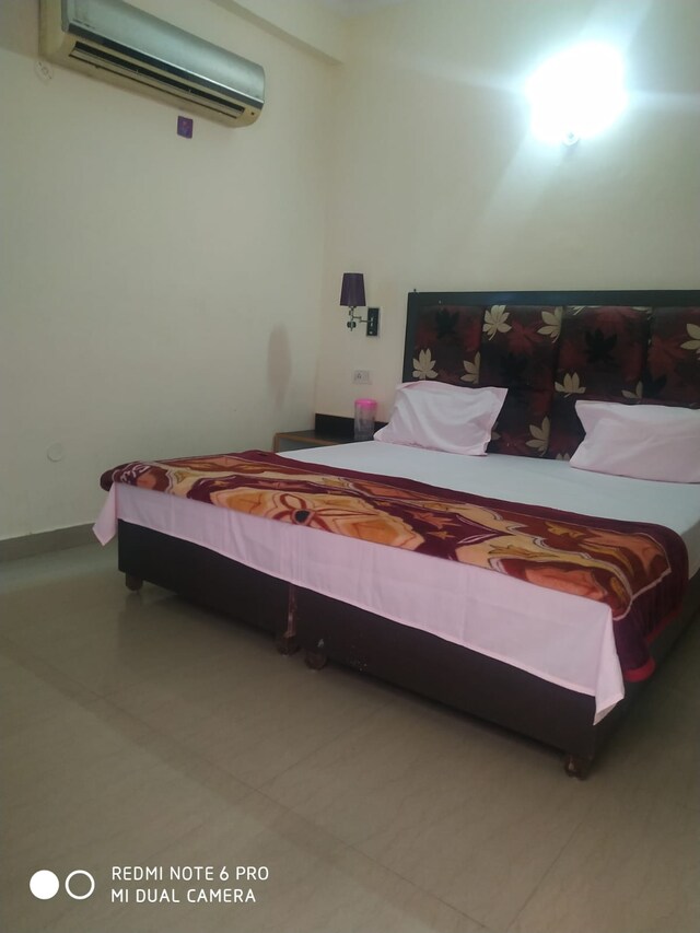 OYO 83935 Love Palace