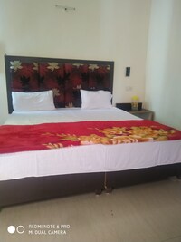 OYO 83935 Love Palace