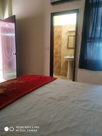 OYO 83935 Love Palace