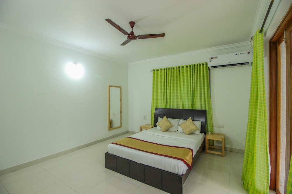 OYO Spacious Stay Near Goa University Near The Galleria, Panjim Goa, Goa