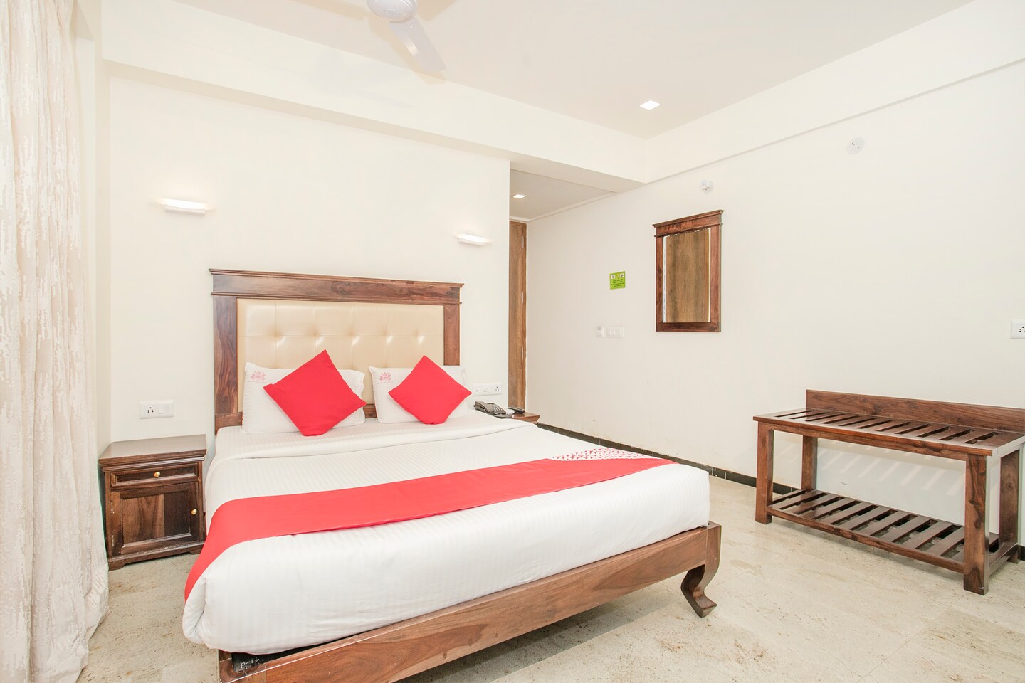 OYO 378 Aira Apartments Near Manipal Hospital Bangalore - Bangalore