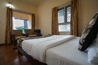 OYO Bluebells Valley Resorts