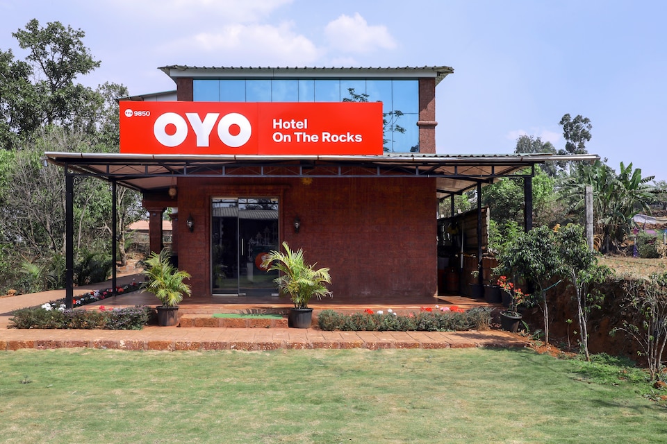 OYO 9850 Hotel On the Rocks, Mapro Mahabaleshwar, Mahabaleshwar