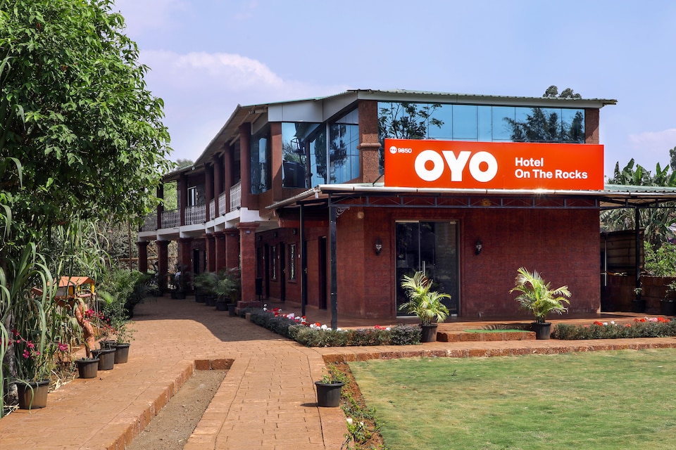 OYO 9850 Hotel On the Rocks, Mapro Mahabaleshwar, Mahabaleshwar