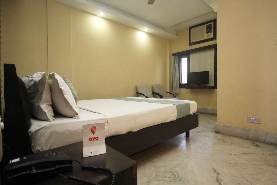 OYO 10247 Hotel Delhi Dhaba, Sevoke Road Siliguri, Siliguri
