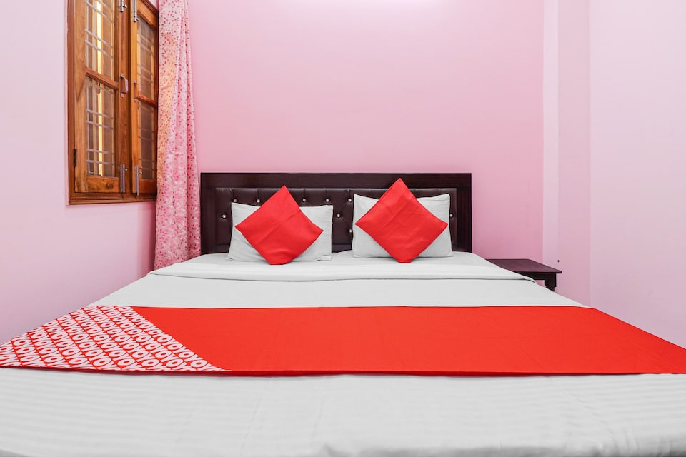 Flagship 83951 Shanti Homestay, Dehradun ISBT, Dehradun