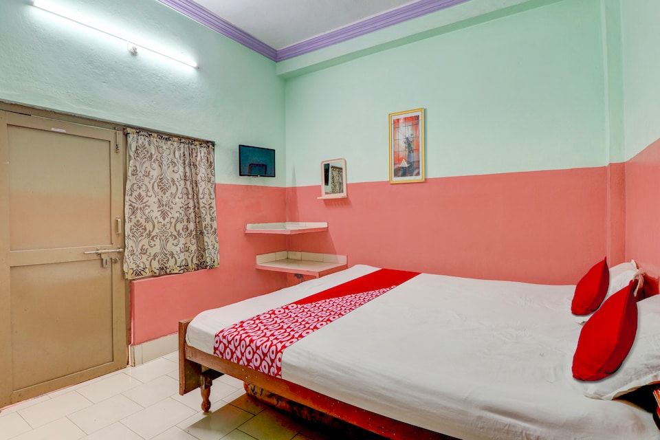 Hotel O Sri Durga Lodge, Eluru, Eluru