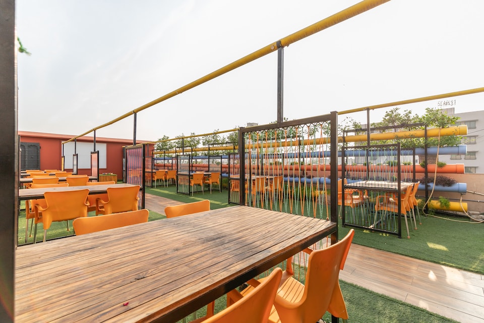 Collection O 10749 Hotel Neelkanth Bliss, Ashram Road Ahmedabad, Ahmedabad