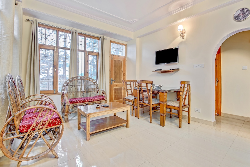 OYO Home 9838 Whistling Pines 2BHK, Shimla, Shimla