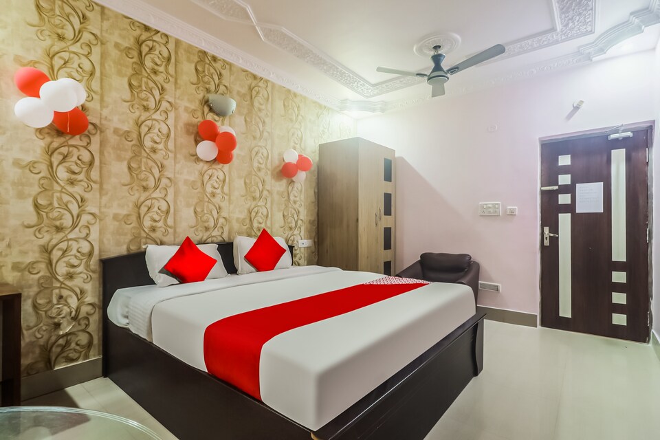 LIVE with PAT1296, Boring Road, Patna