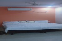 OYO Home Singh Home Near Lotus Temple