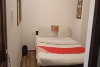 OYO Home Singh Home Near Lotus Temple