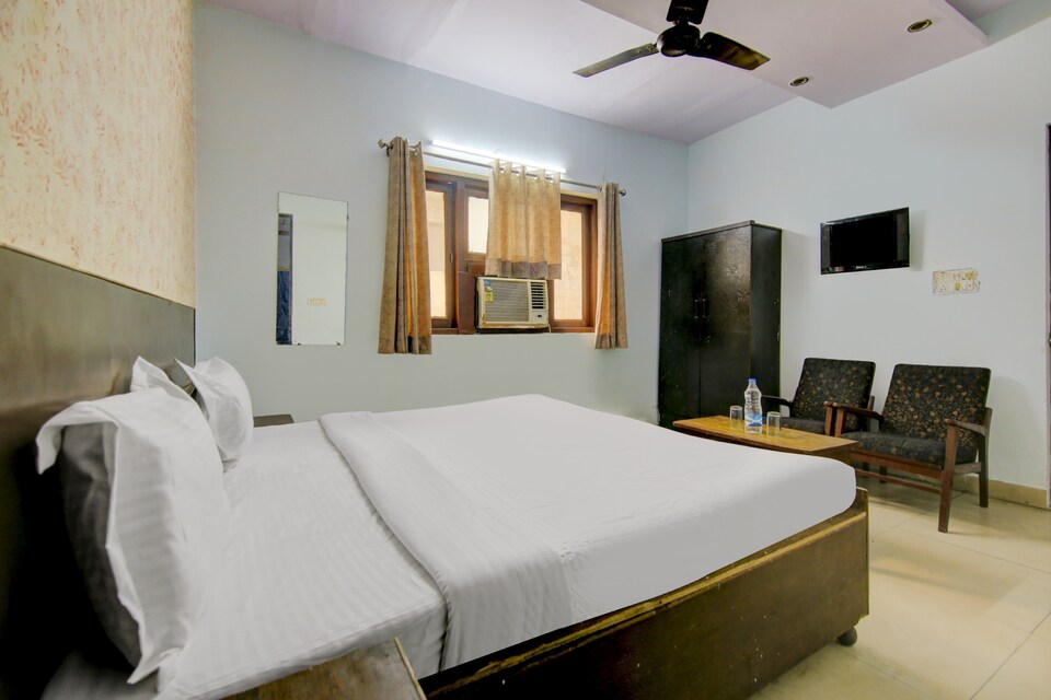 OYO 84008 Hotel Sp, Karol Bagh Delhi, Delhi