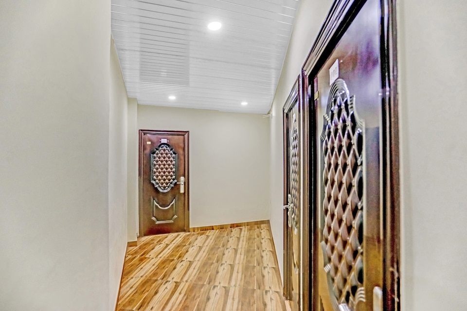 Hotel O Seema Residency , Anand Vihar Delhi, Delhi