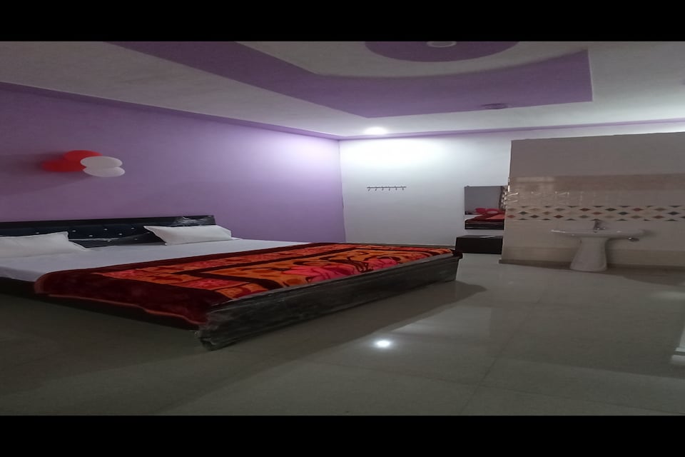 POP R.a. Inn Hotel, Meerut, Meerut