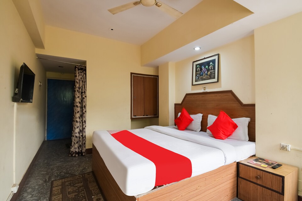 OYO 84035 Swagat Palace, Railway Station Bhubneshwar, Bhubaneswar