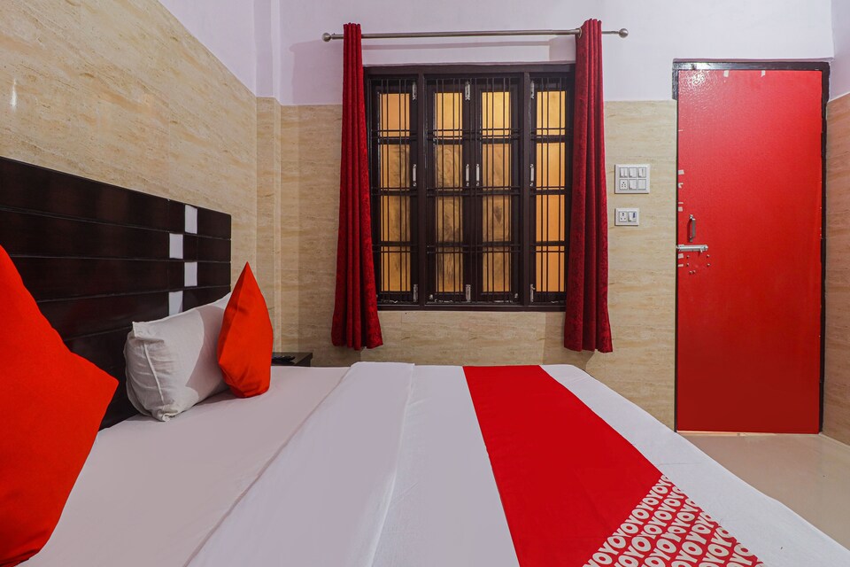 OYO 84035 Swagat Palace, Railway Station Bhubneshwar, Bhubaneswar