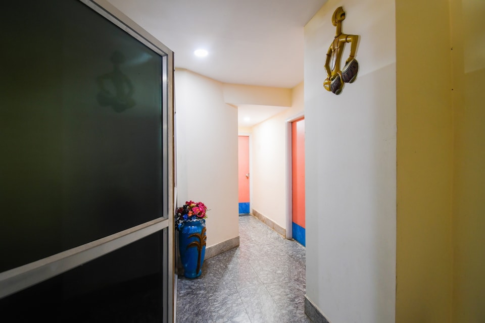 OYO 84035 Swagat Palace, Railway Station Bhubneshwar, Bhubaneswar