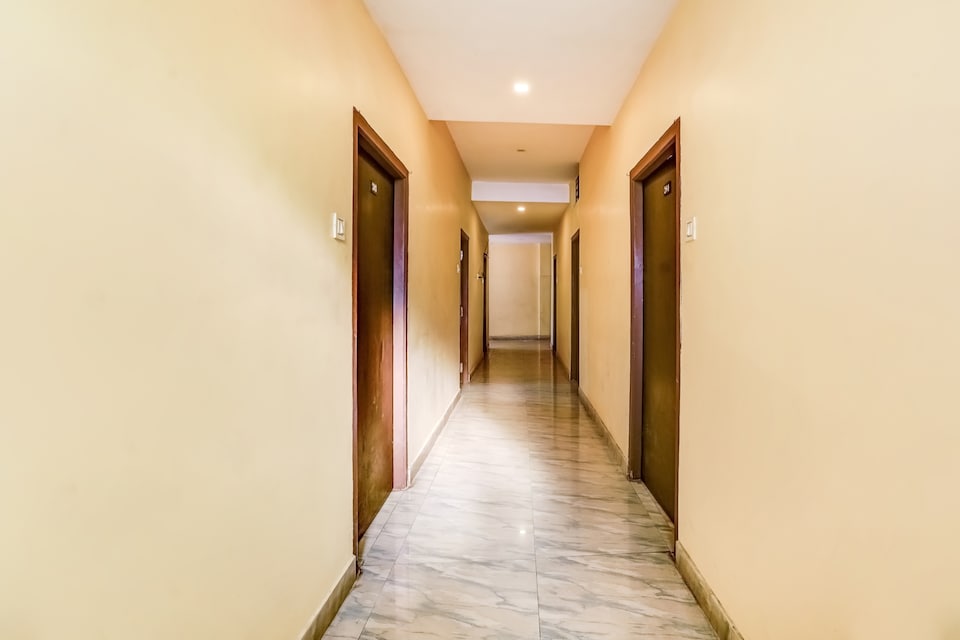 OYO 84039 Tirumala Grand, Rajahmundry, Rajahmundry