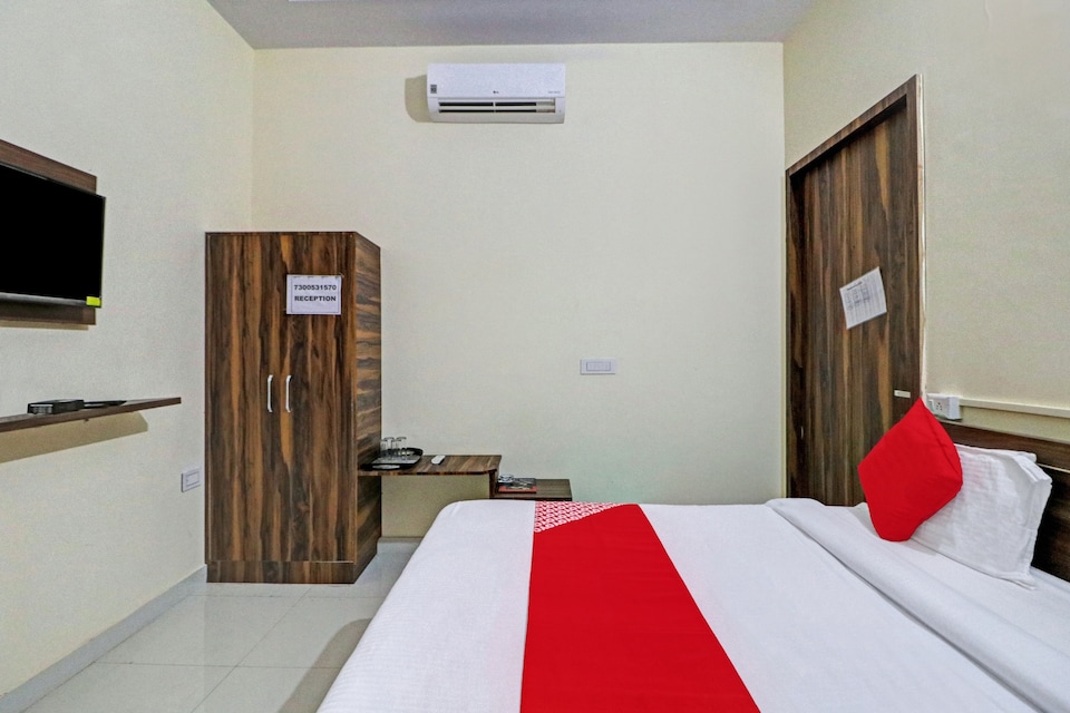 OYO 84055 Murti's Family Restaurants, Meerut, Meerut