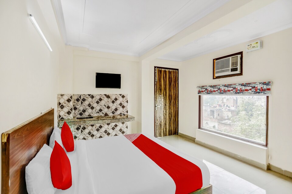 OYO Sunshine Inn Hotel Near Akshardham, Anand Vihar Delhi, Delhi