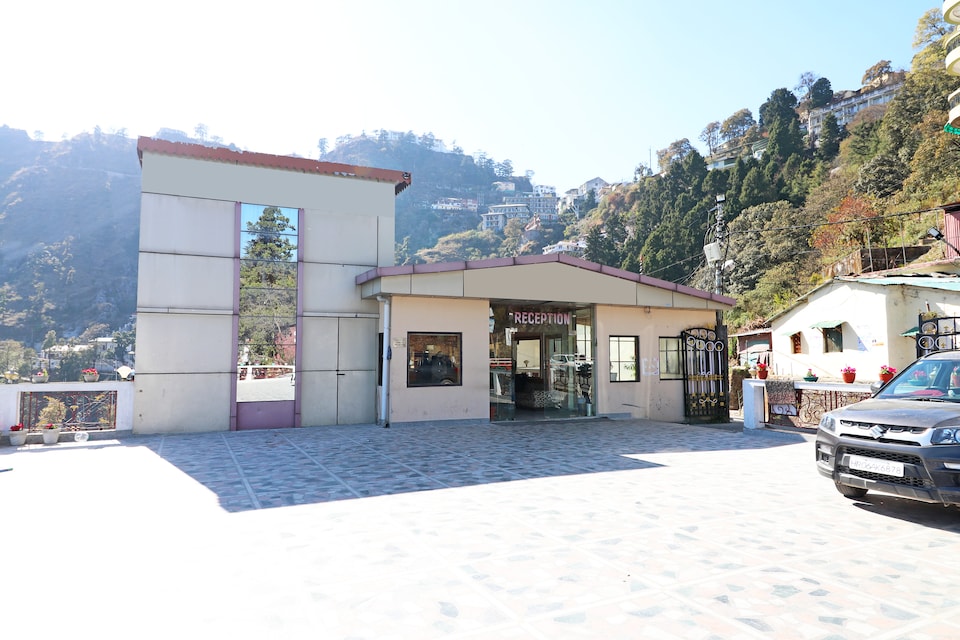 OYO 1333 Hotel Basera, Library Chowk Mussoorie, Mussoorie