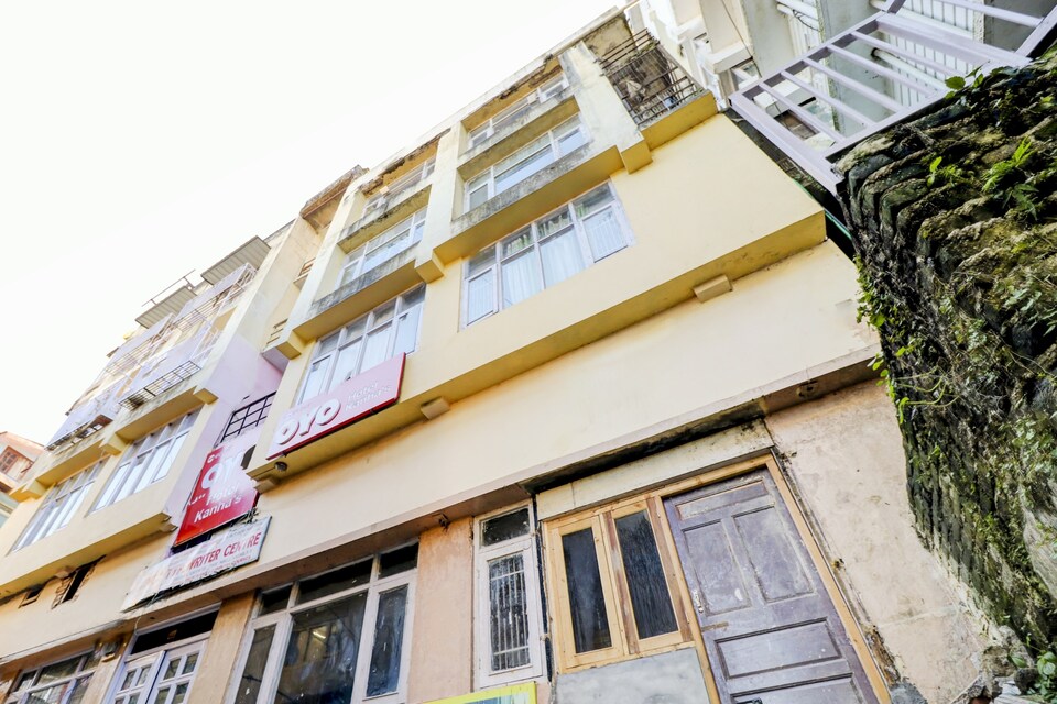 OYO 84075 Hotel Kanha, Mall-Road, Shimla
