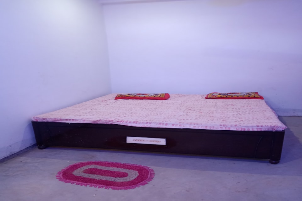 OYO 84090 Maa Katyani Hotel, Sitapur, Sitapur