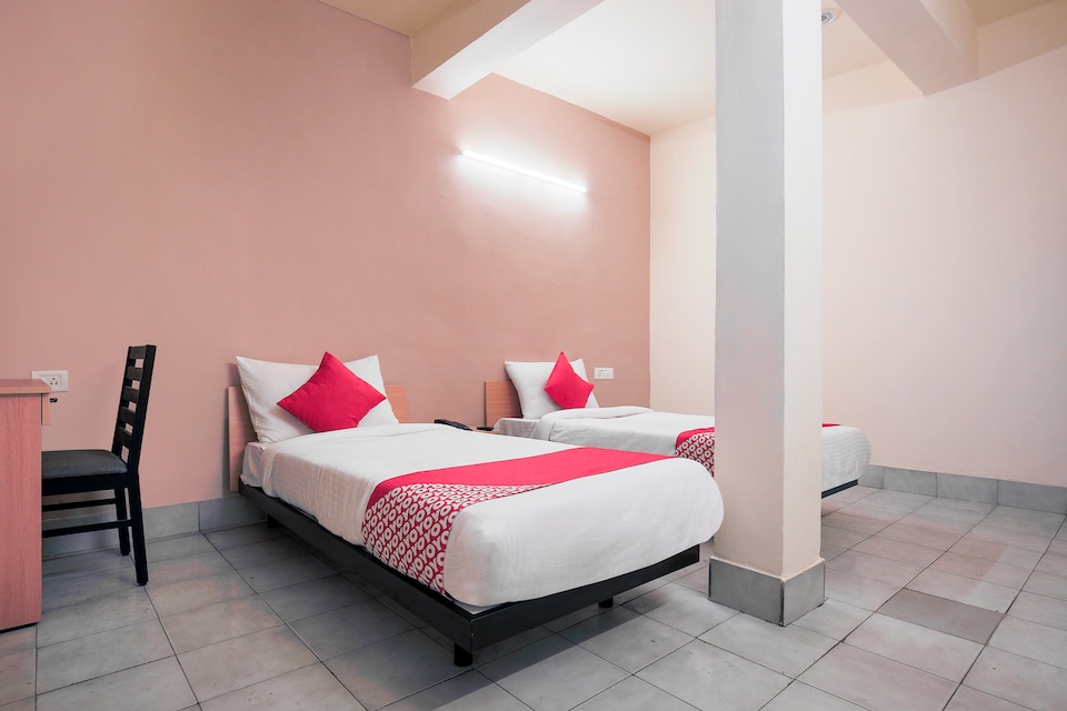 Flagship 84108 Sher Singh Palace, Ghaziabad City, Ghaziabad