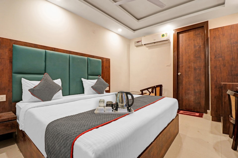 OYO 84125 Hotel Tark Inn, Airport Delhi, Delhi Transit