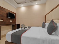 OYO 84125 Hotel Tark Inn