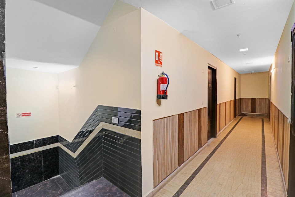 Capital O 84126 Jp Hotel, Vasant Kunj Delhi, Delhi