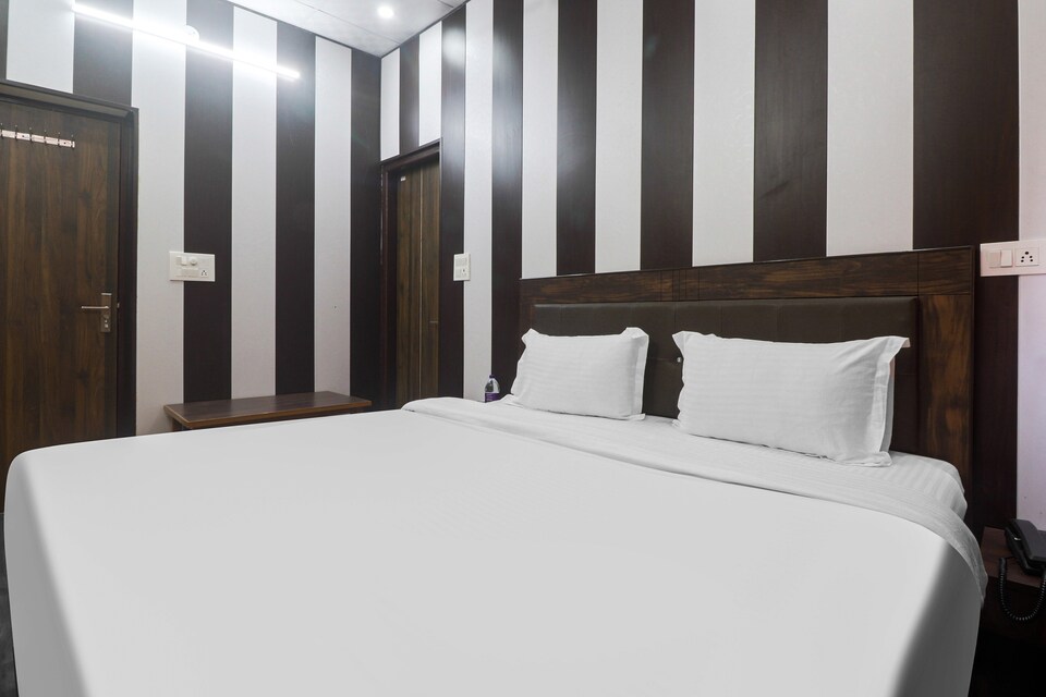 Capital O 84177 Hotel Maya, Picture Palace, Mussoorie